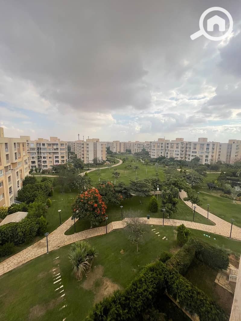 5 1dec773d-3a34-46a2-a34f-2d1385b95cb2. jpeg