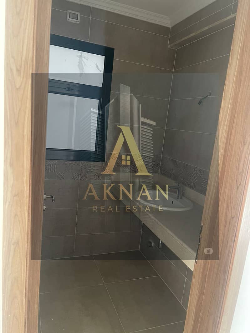 2 WhatsApp Image 2025-12-31 at 14.32. 35 (6). jpeg