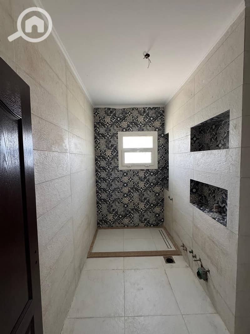 25 7c4f05ac-c28c-4c8c-9894-a2263f433a82. jpeg