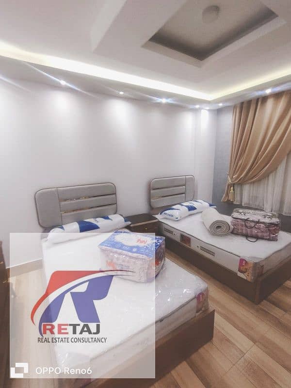 2 2d92bd5f-9178-4659-8161-1d455d678a70. jpg