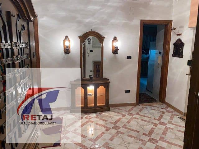 10 d300dbb2-e853-4956-8e35-c8c06d737085. jpg