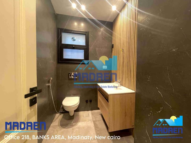 7 1F080CC4-00FC-48E0-83DA-203574400624. jpeg