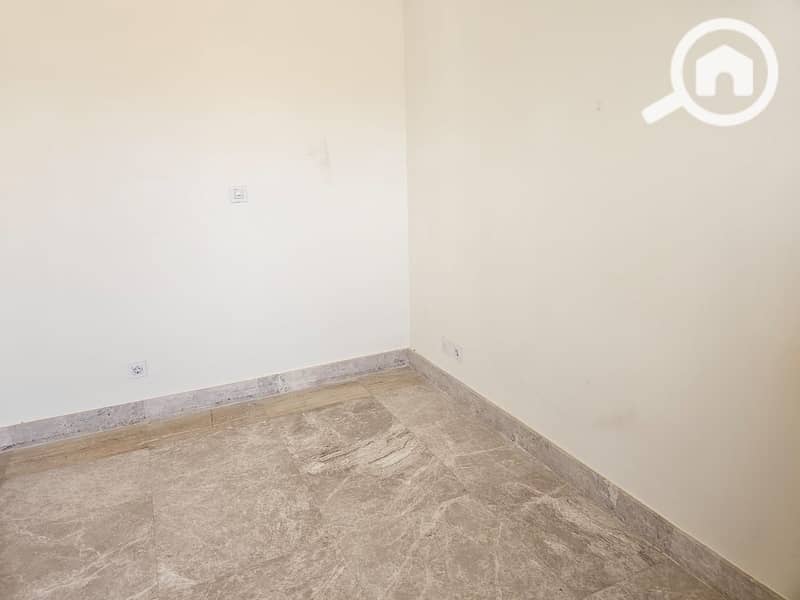 3 06de364b-8d87-4f04-9074-7118ff208339. jpg