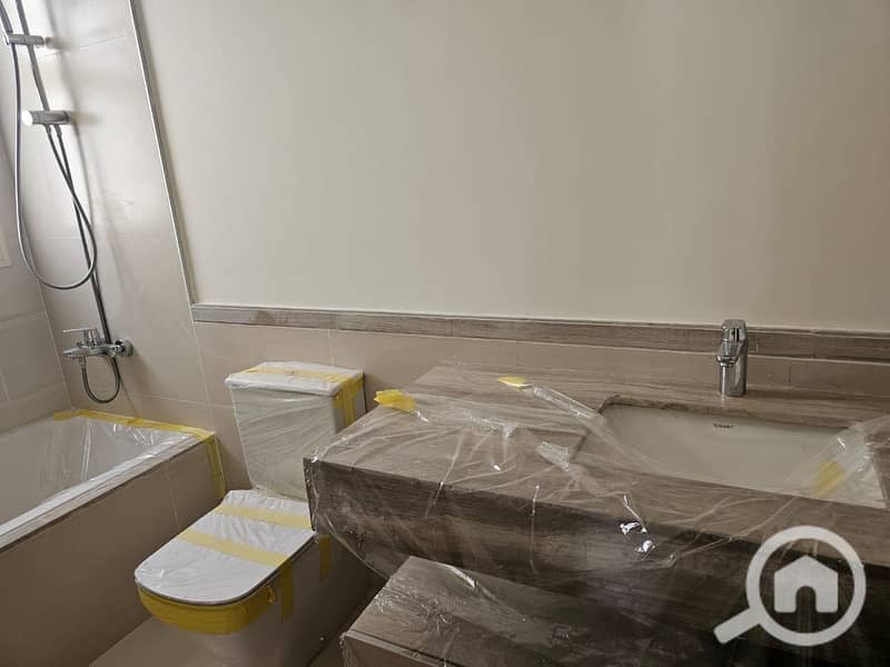 6 70172b50-a2ca-4043-8079-40c3a41c88f6. jpg