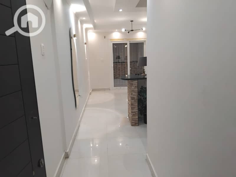 4 88684c63-5614-42bf-bc97-43249d983d27. jpg