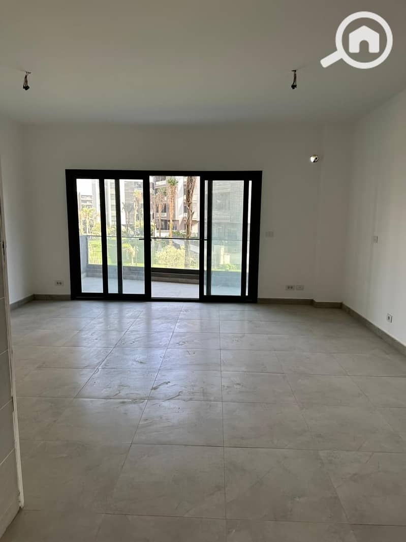 2 3b13b4b8-143d-434d-804b-5d6dd479fc0f. jpg