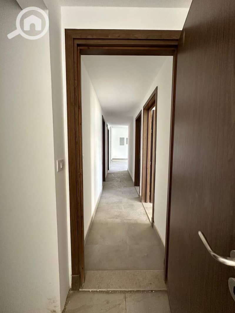 3 b15b45b6-de0a-4d53-8f65-15ecd730018e. jpg