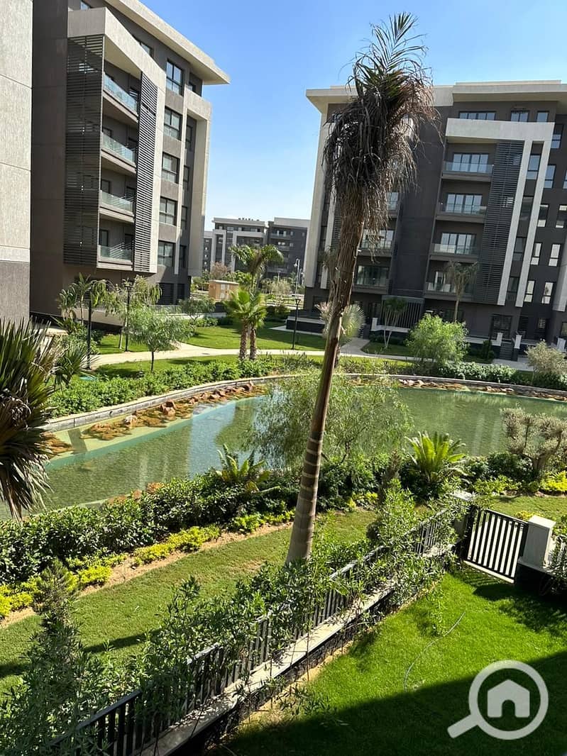 10 fab16140-77fc-4526-85e6-33b38e6cd8dc. jpg