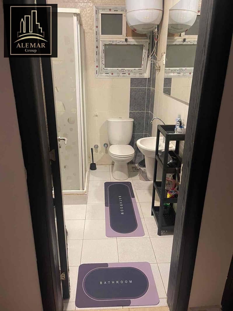 9 4cb134cc-6160-4afa-8623-df55be40d6f2. jpg