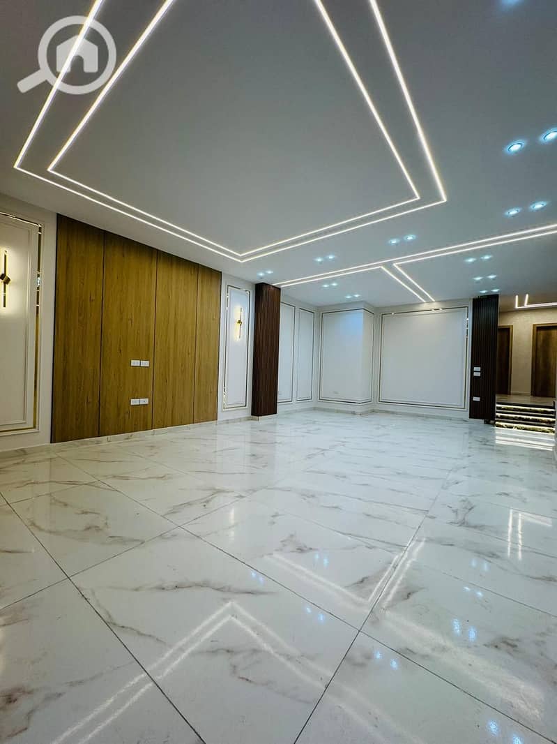 7 bb9b7173-fff8-4607-9f6d-005946dae9d8. jpg