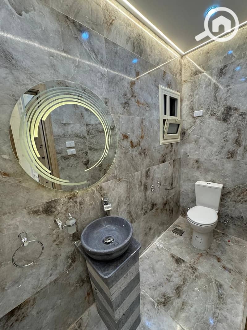 15 54a8935c-c5a5-4fd3-baf9-9c10718e1587. jpg