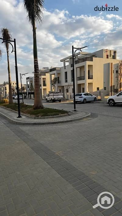 3 157623787-400x300. jpeg