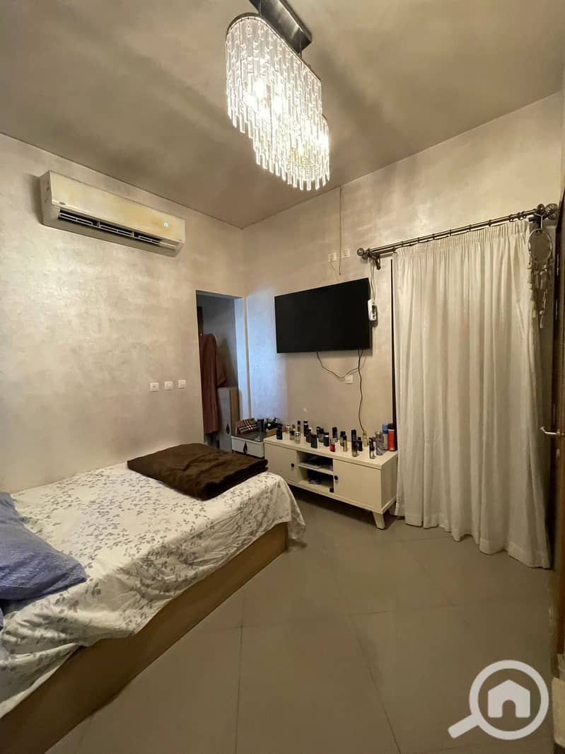 10 9d3c3bad-6eb0-4b3e-b67e-7f49c9eb23c8. jpg