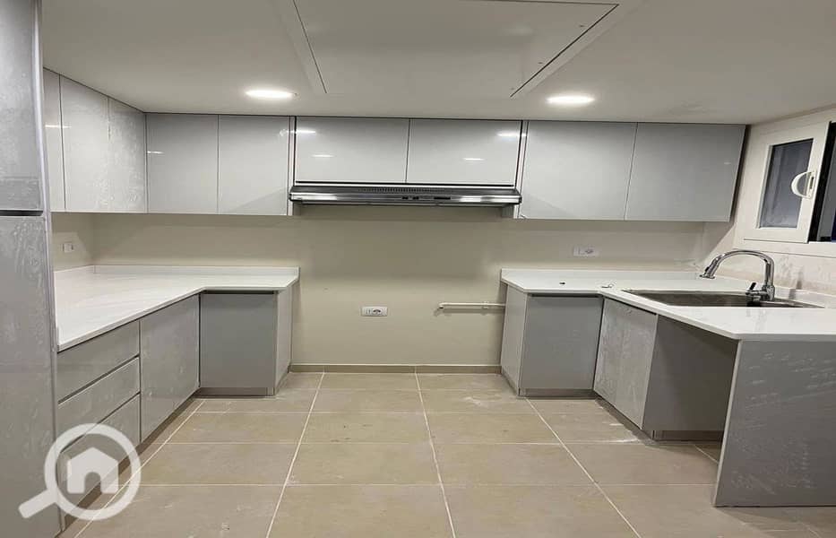 4 WhatsApp Image 2025-11-24 at 6.38. 58 AM (1)_1400x900 (1). jpg