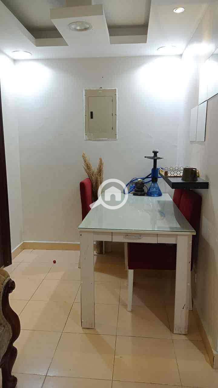 4 b294f8be-30c2-4dac-b756-f2a0e315ec7a. jpg