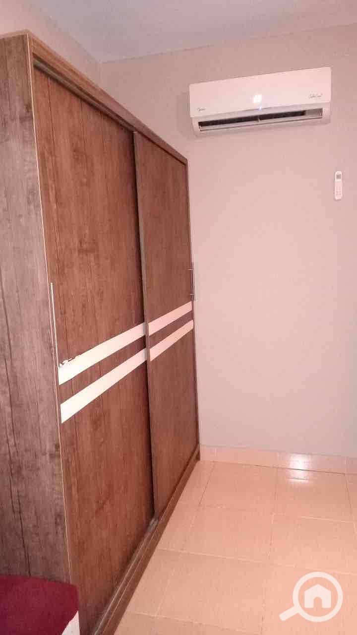 8 dcc323b7-4f22-43ca-9cb7-b765b9901787. jpg