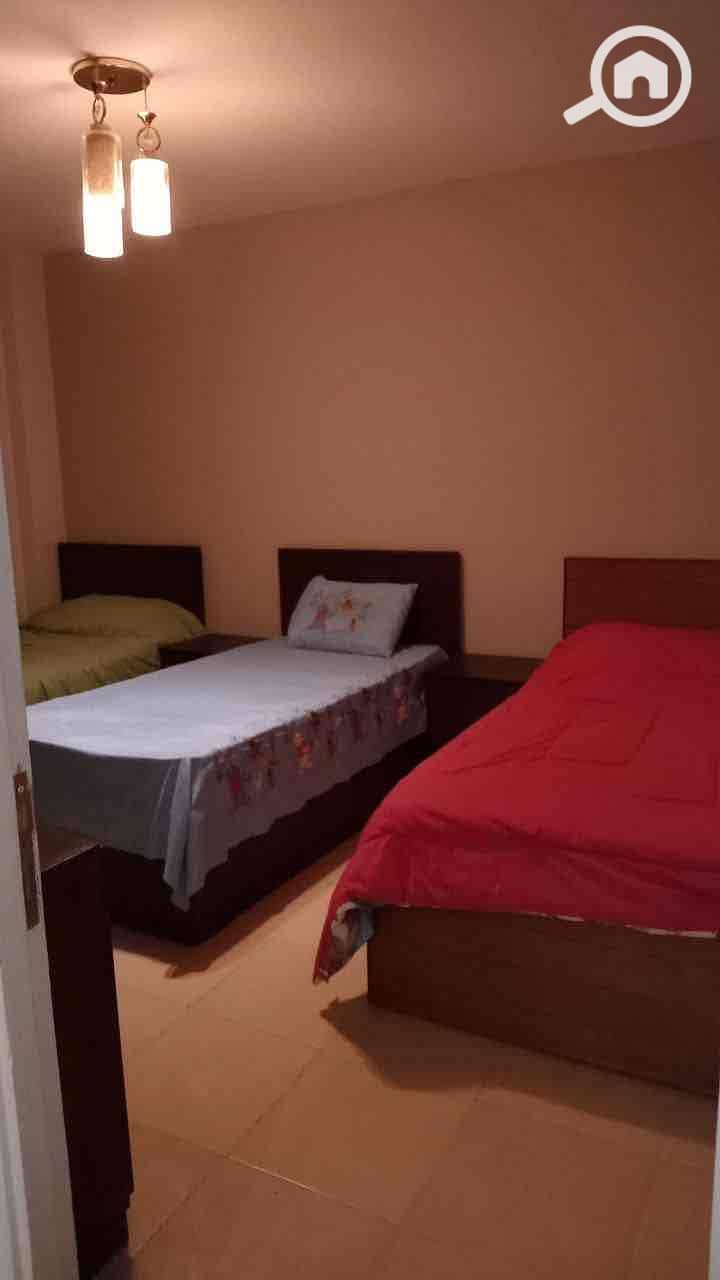 10 41841e83-ba00-417b-bf63-141b3d8a7431. jpg