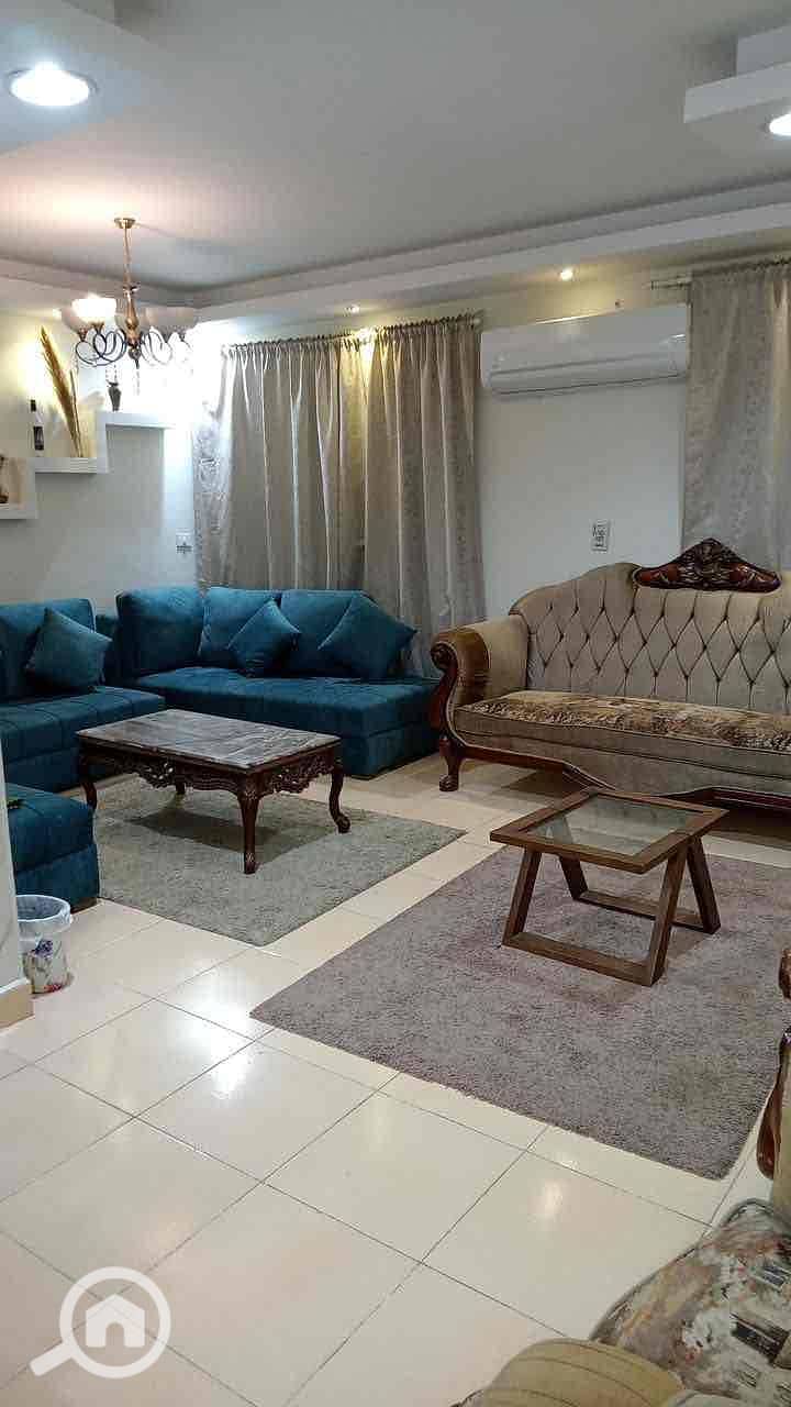 12 9295c897-f567-4dbf-bd63-6d4c4409901f. jpg