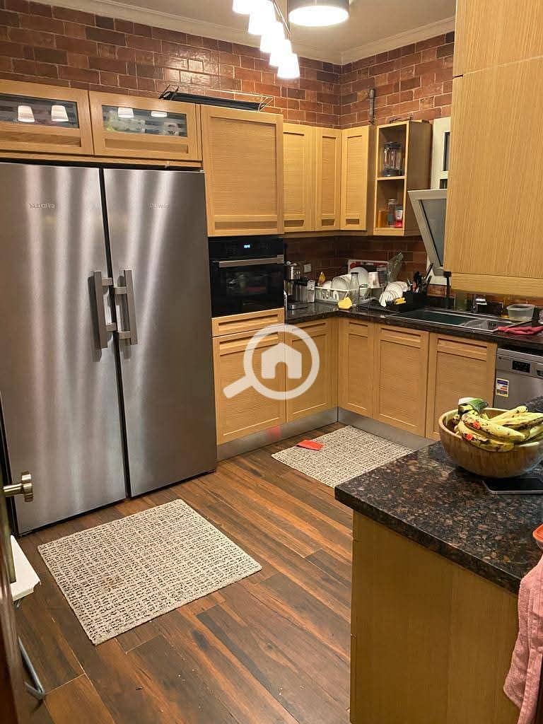 6 b0ebaaca-ebb7-4c71-a643-72718884bfce. jpg