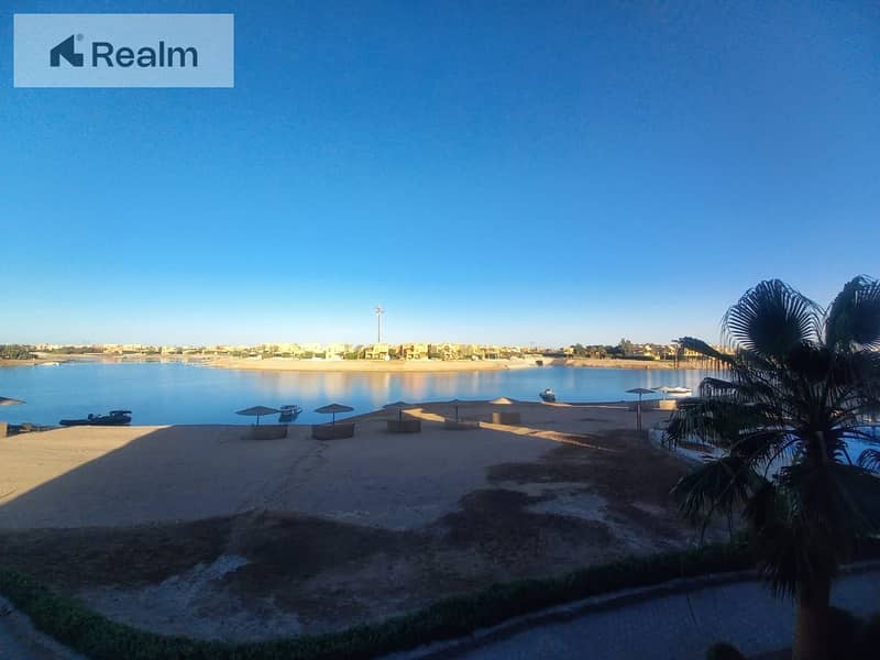 3 6063a53c-cac5-4cc5-b4f1-ce5d848aeb4f. jpg