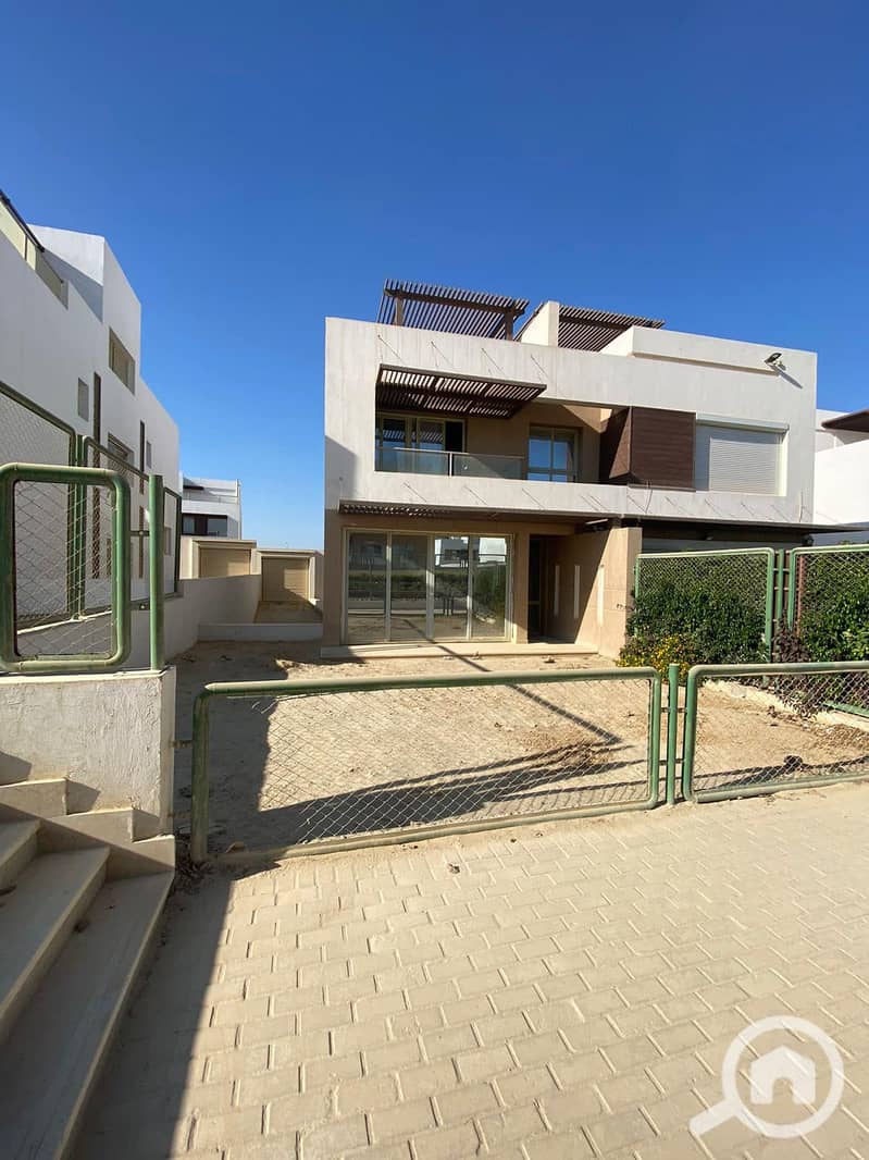 5 489336876_2116872092110685_3682700041608545086_n. jpg