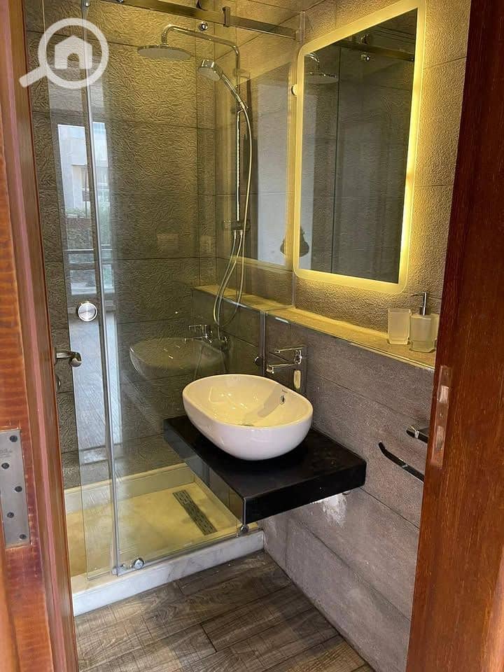 3 494738511_1403861400659767_3197421516395060527_n. jpg