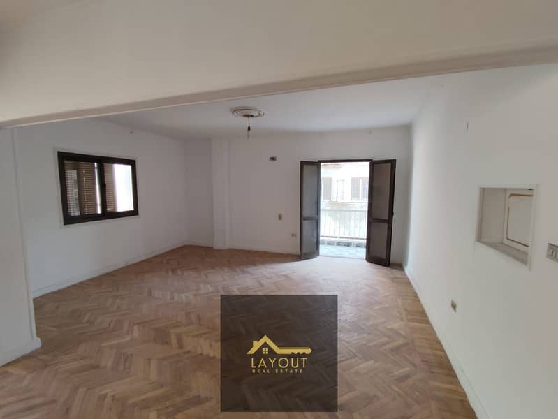 2 bfd014e3-512c-464a-a55d-50aed0a0b2c9. jpg