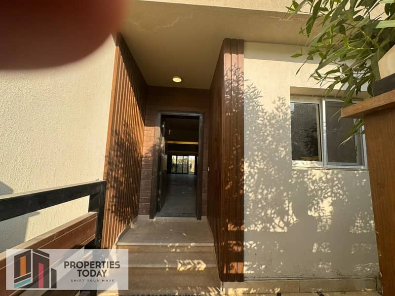 4 6b561ff1-9e97-4d09-9982-03abb2d445d2. jpeg