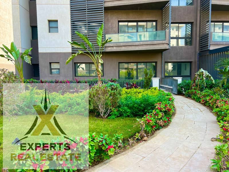 14 b28a8d13-bcd7-44dd-bb32-107703cbfe53. jpg