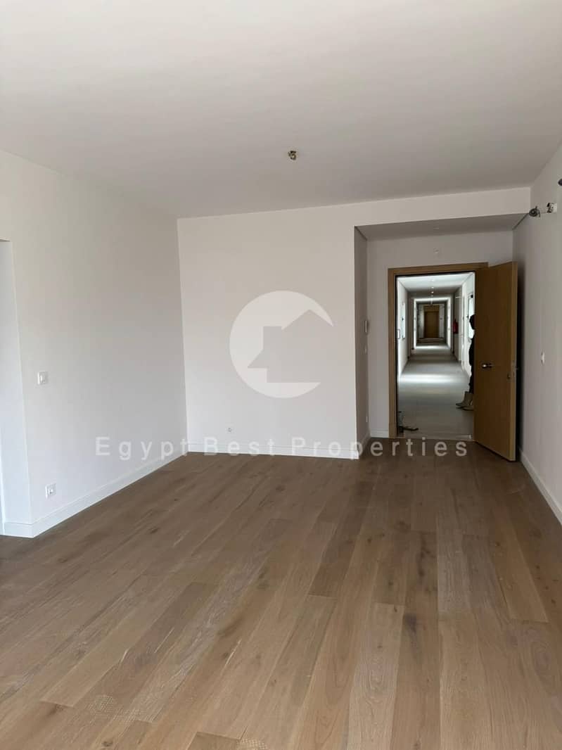 3 WhatsApp Image 2025-12-29 at 2.30. 47 PM. jpeg