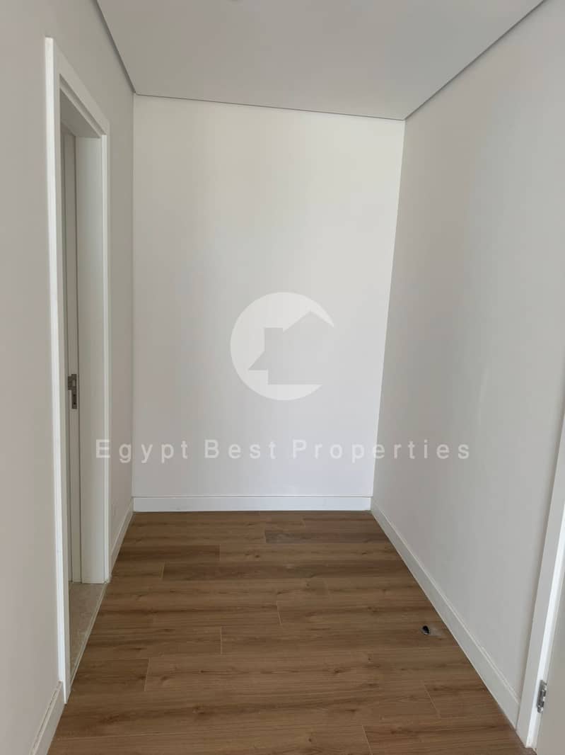 4 WhatsApp Image 2025-12-29 at 2.30. 48 PM (1). jpeg