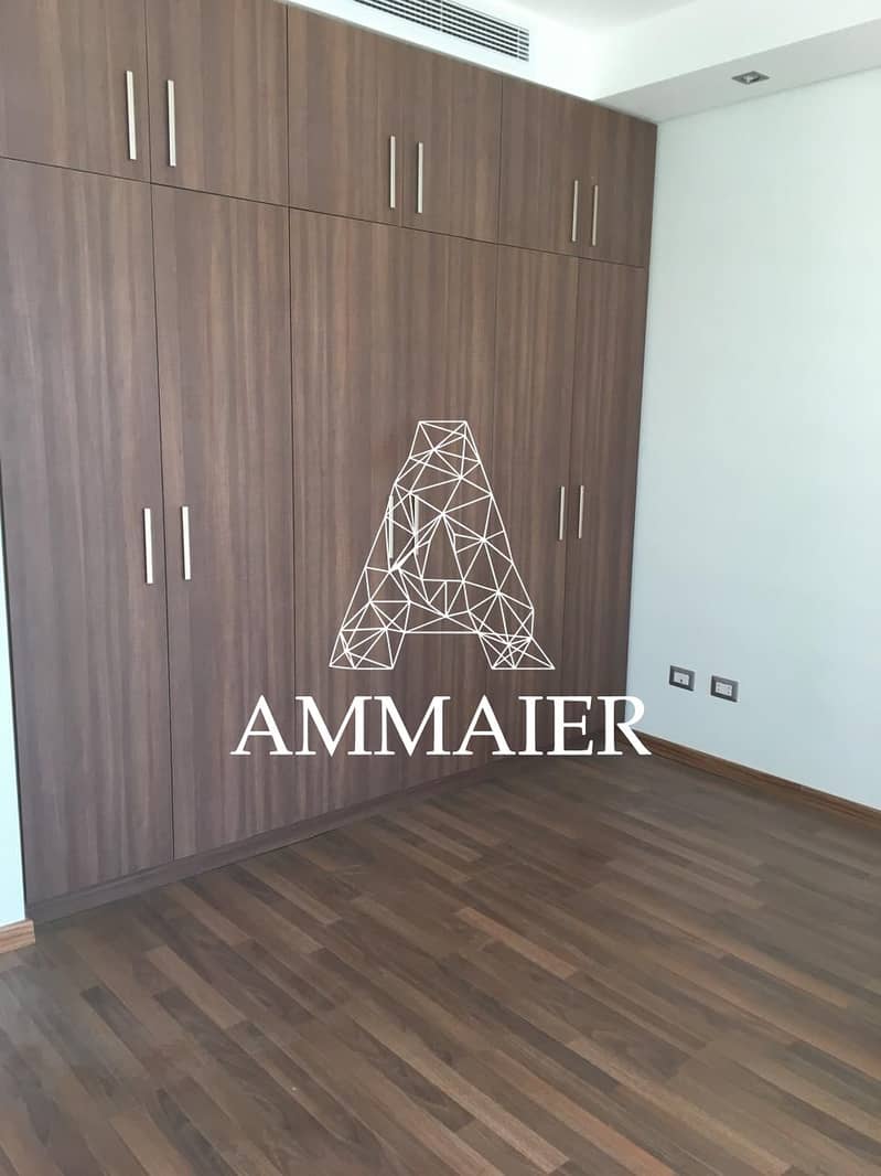 7 e95d47c2-43ec-410a-b800-3d2d4f8b3c8a. jpg