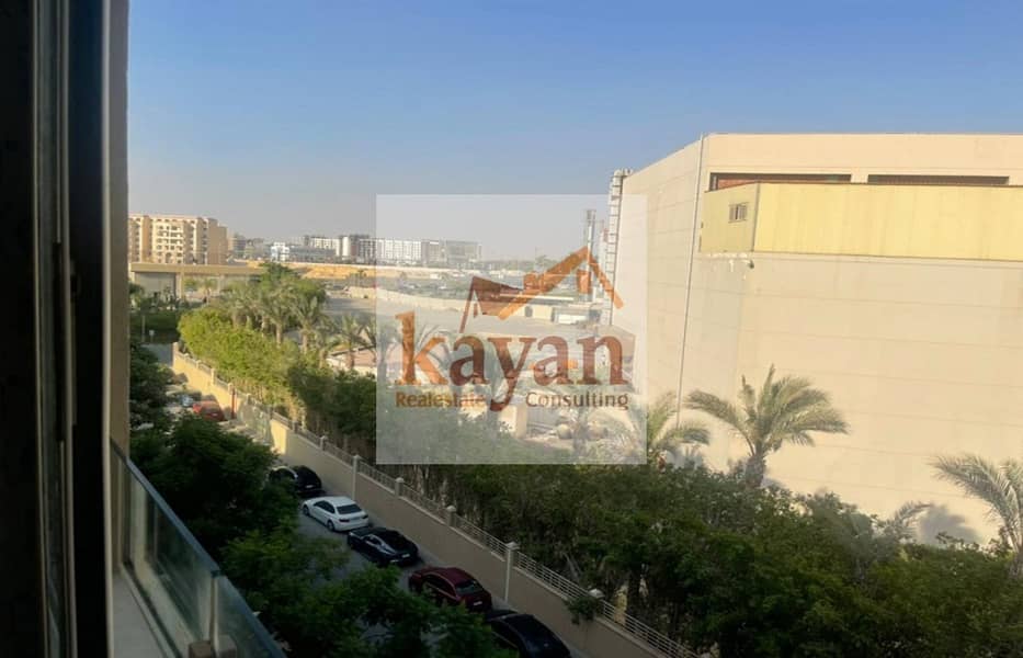 8 44187a99-6876-4d8e-85b8-6fd5e429d97d. jpg