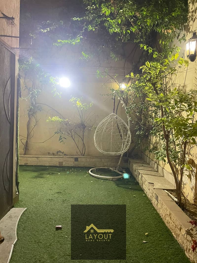 12 885fce9b-516e-4155-ac40-8e6a28856ec8. jpg