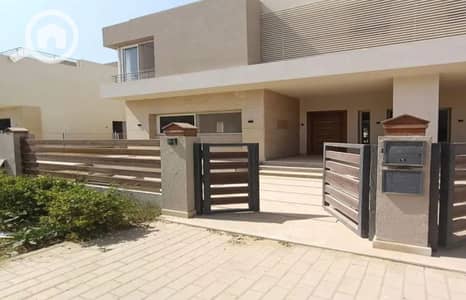 فیلا 4 غرف نوم للبيع في 6 أكتوبر، الجيزة - 8. jpg