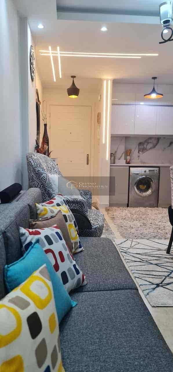 6 e91207af-41c3-48b0-9d48-a928805dc9b9. jpg