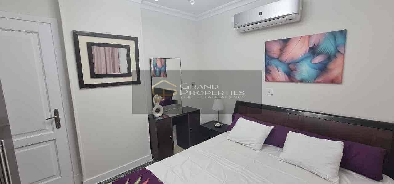 12 43ca7743-706d-4fc8-b10c-2328b999aa49. jpg