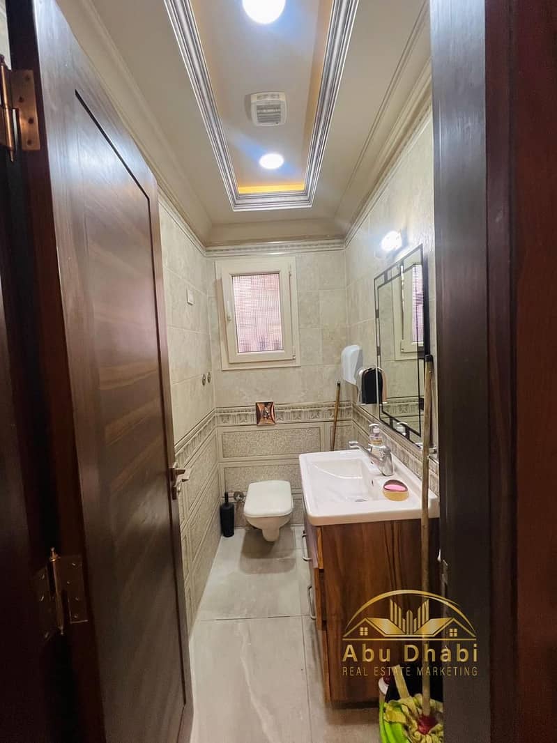 9 49eb0154-b904-40c6-a032-034782cb4b0a. jpg