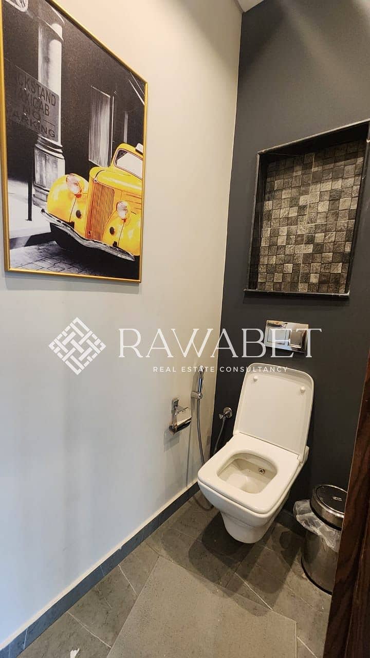 8 0d9b788d-fb8f-4483-859e-19a44ccec2bc. jpeg