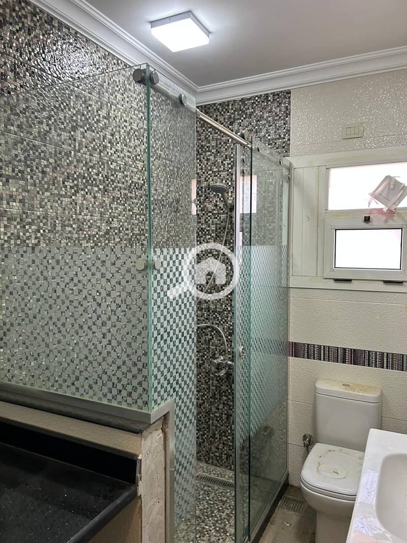 3 8c39b84c-ebee-48c1-80a0-340d0f97ba99. jpg