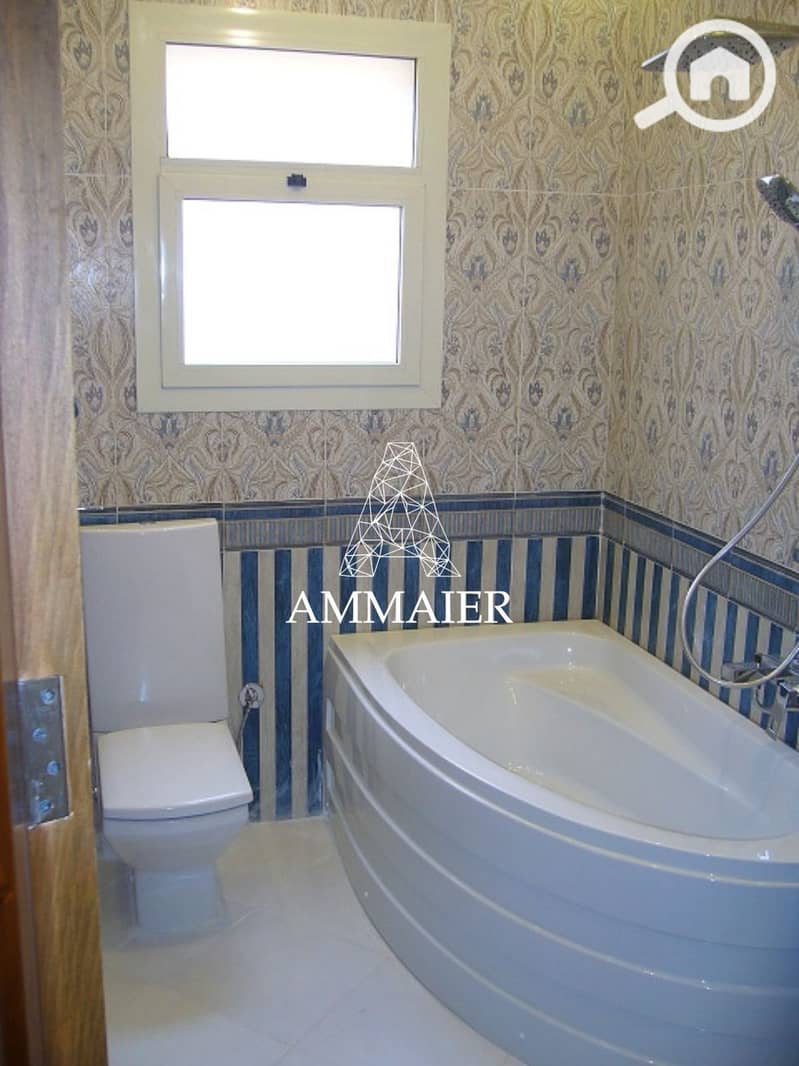 8 4d0e3dd9-291d-48de-8e98-75a9f51e7127. jpg