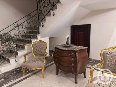 تاون هاوس 4 غرف نوم للايجار في الشيخ زايد، الجيزة - e438f8c4-0632-4e49-bb0d-a904a4e5e10e. jpg