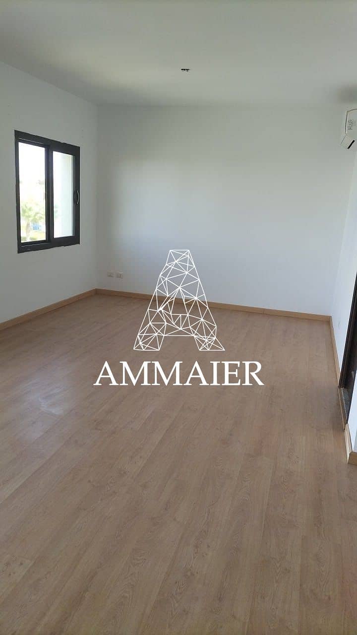 edd0b25e-13c9-4a20-876f-357de9b2ea92. jpg edd0b25e-13c9-4a20-876f-357de9b2ea92. jpg