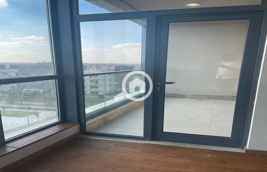 2 WhatsApp Image 2025-11-19 at 5.39. 08 AM (1)_1400x900. jpg