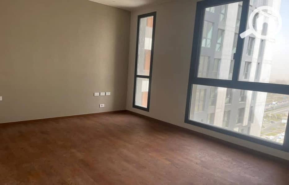 3 WhatsApp Image 2025-11-19 at 5.39. 08 AM (2)_1400x900. jpg