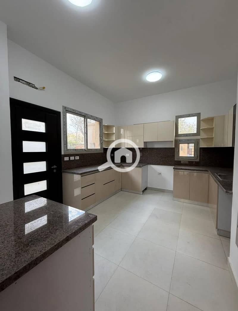 5 WhatsApp Image 2025-11-24 at 2.06. 23 AM (1). jpeg