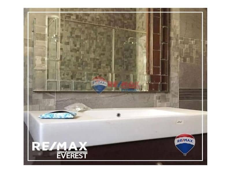 7 4302de87-3559-498a-aef9-b38f00173ba0. jpg