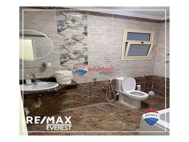 10 f3c50929-9570-42e0-816c-f53f50687cb4. jpg