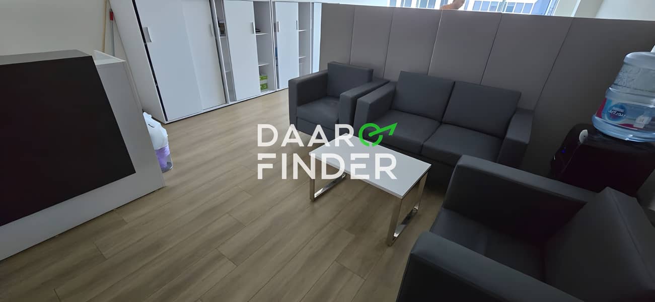 3 39895a25-6bd2-482a-947f-fd137fb0505b. jpg