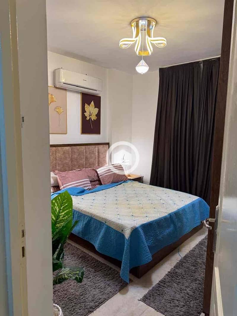 7 40598f72-2f65-4e99-8937-c7c66b9a1b85. jpg